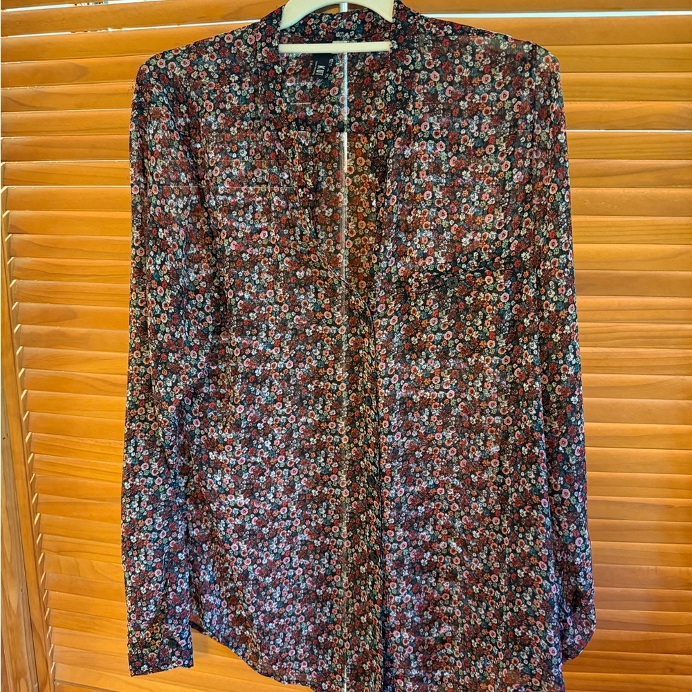 Kut Long Sleeved Xl Blouse W Rollup Sleeves